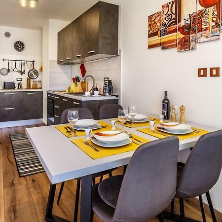 Apartment Arnold リエカ エクステリア 写真